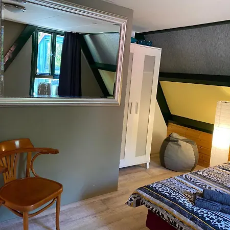 シャレー Uniek In Rustige En Groene Omgeving